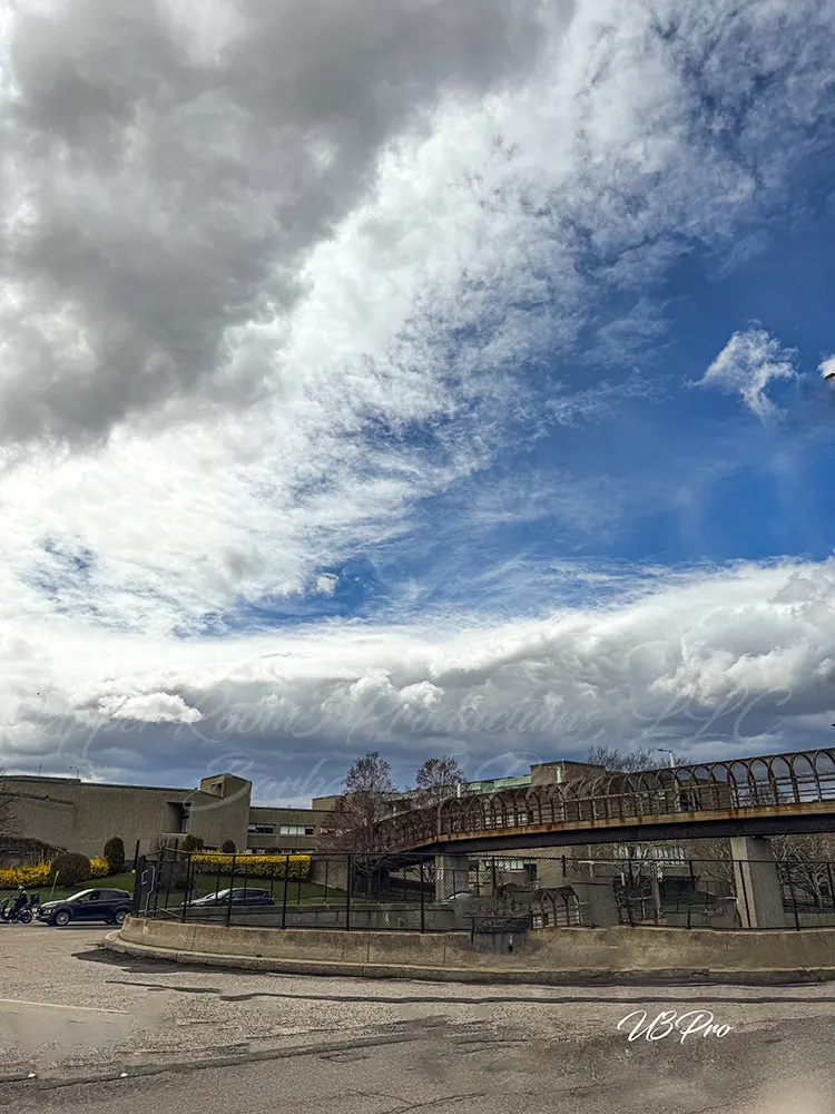 No. 9 IMG 0689 Clouds over the crossing